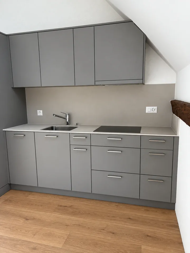 De la menuiserie au rêve de maison / Première location – appartements modernes 2,5 pièces