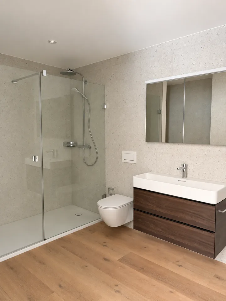 De la menuiserie au rêve de maison / Première location – appartements modernes de 2,5 pièces