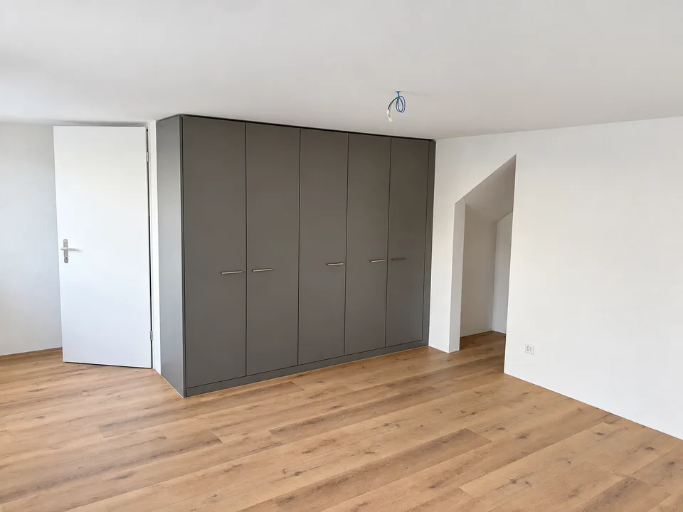 De la menuiserie au rêve de maison / Première location – appartements modernes 2.5 pièces