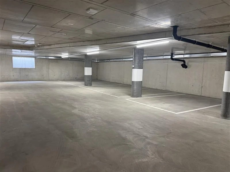 Einstellplätze in unmittelbarer Nähe zum Bahnhof – Foto 3 von 6