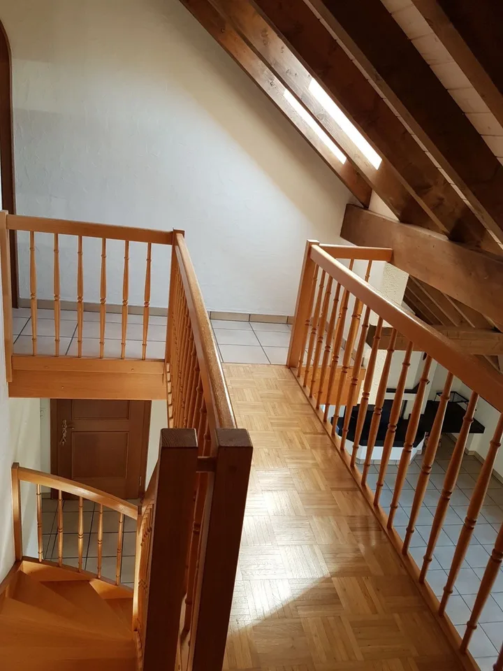 Appartamento di 6,5 locali mansardato in una casa con molto charme