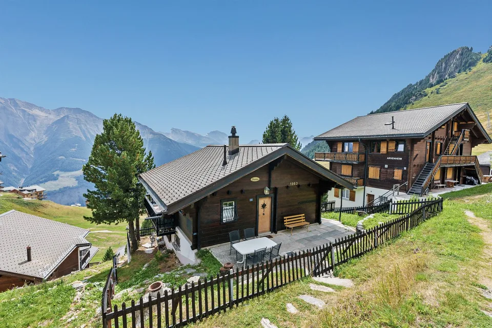 Affascinante chalet 5 locali a Riederalp – Vista mozzafiato sulla montagna e posizione tranquilla – foto 2 di 29
