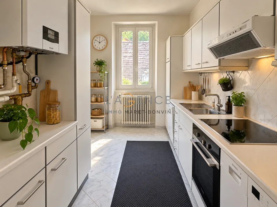 Ehemaliges Dorfhaus - großes Renovierungspotenzial! – Foto 3 von 6