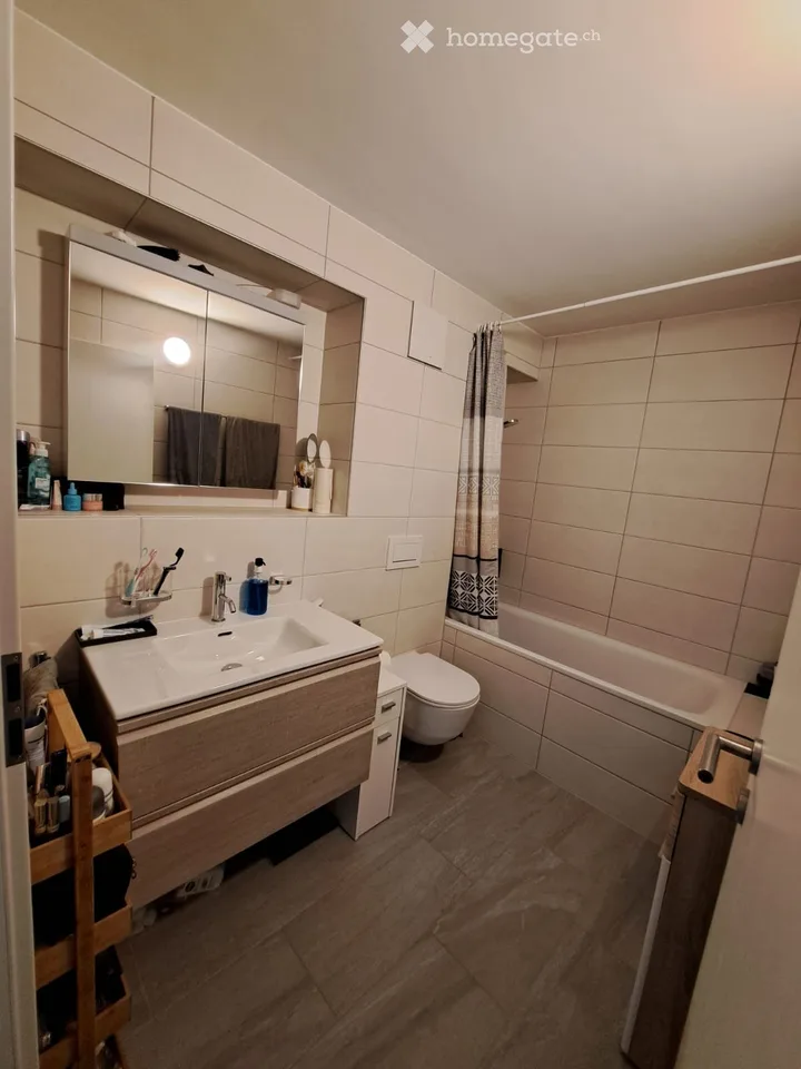 Wohnung 2.5 Zimmer mit großer Südterrasse in Cornaux