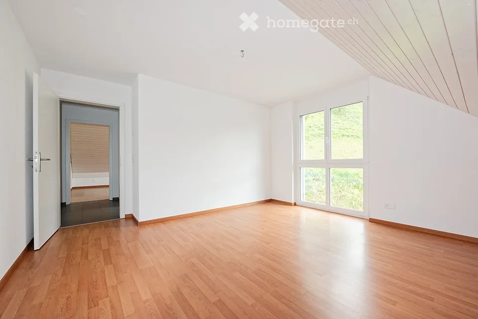Appartement-maisonnette de 5,5 pièces à Jonen