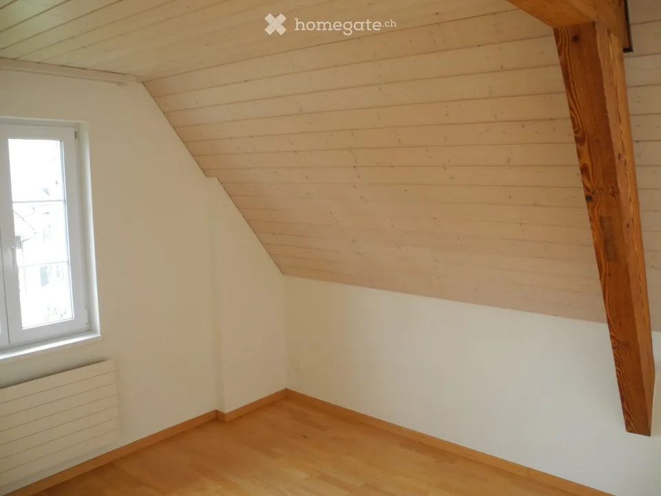 Maison mitoyenne 5,5 pièces avec grand jardin à Frick, en location