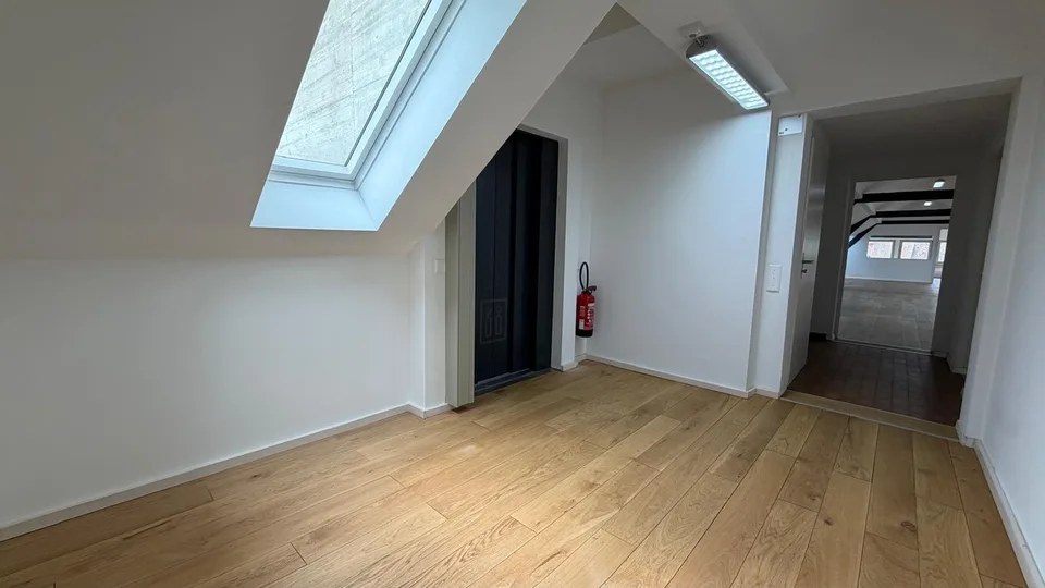 Loft di carattere di 2.5 locali a Delémont – disponibile immediatamente