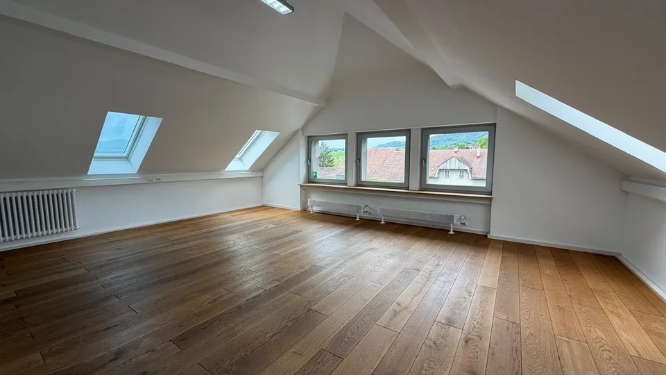 Loft di carattere di 2.5 locali a Delémont – disponibile immediatamente