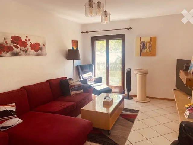 Charming 5.5-Room Ground Floor Apartment with lovely garden in Collex-Bossy – November 2026