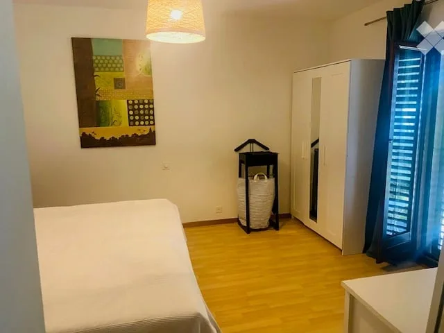 Charming 5.5-Room Ground Floor Apartment with lovely garden in Collex-Bossy – November 2026