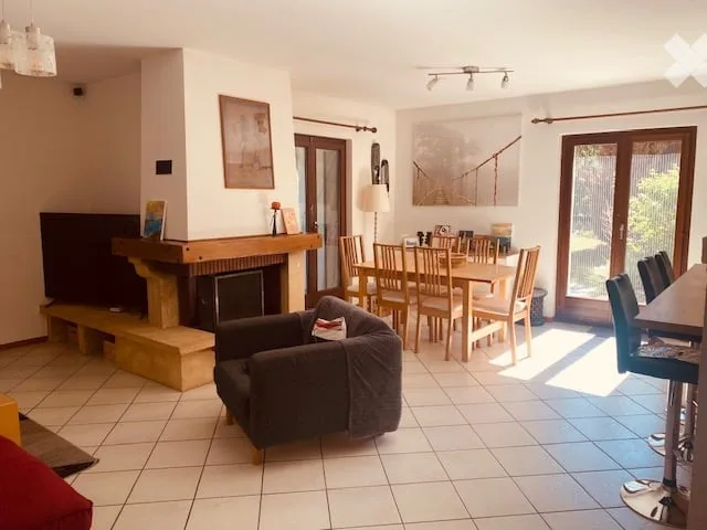 Charming 5.5-Room Ground Floor Apartment with lovely garden in Collex-Bossy – November 2026
