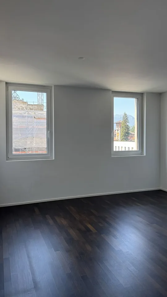 Bellinzona Zentrum – Exklusive 5.5-Zimmer-Duplexwohnung mit Cheminée und grosszügigen Terrassen – Foto 9 von 12