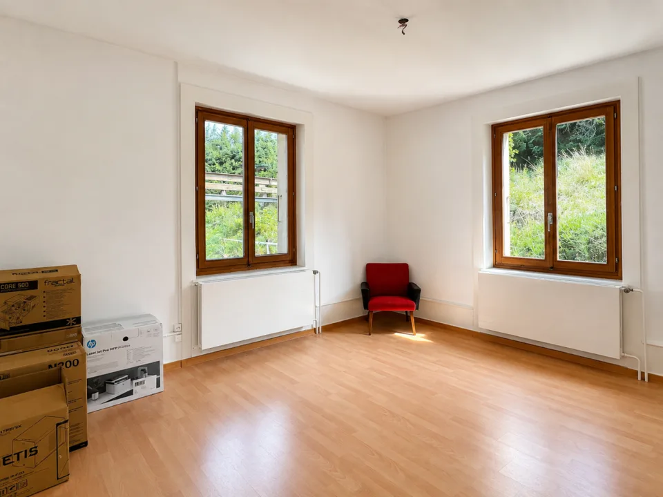 Familienhaus mit 3 Wohnungen zur Renovierung – Foto 5 von 15
