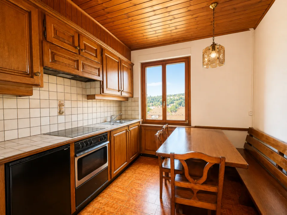 Familienhaus mit 3 Wohnungen zur Renovierung – Foto 12 von 15