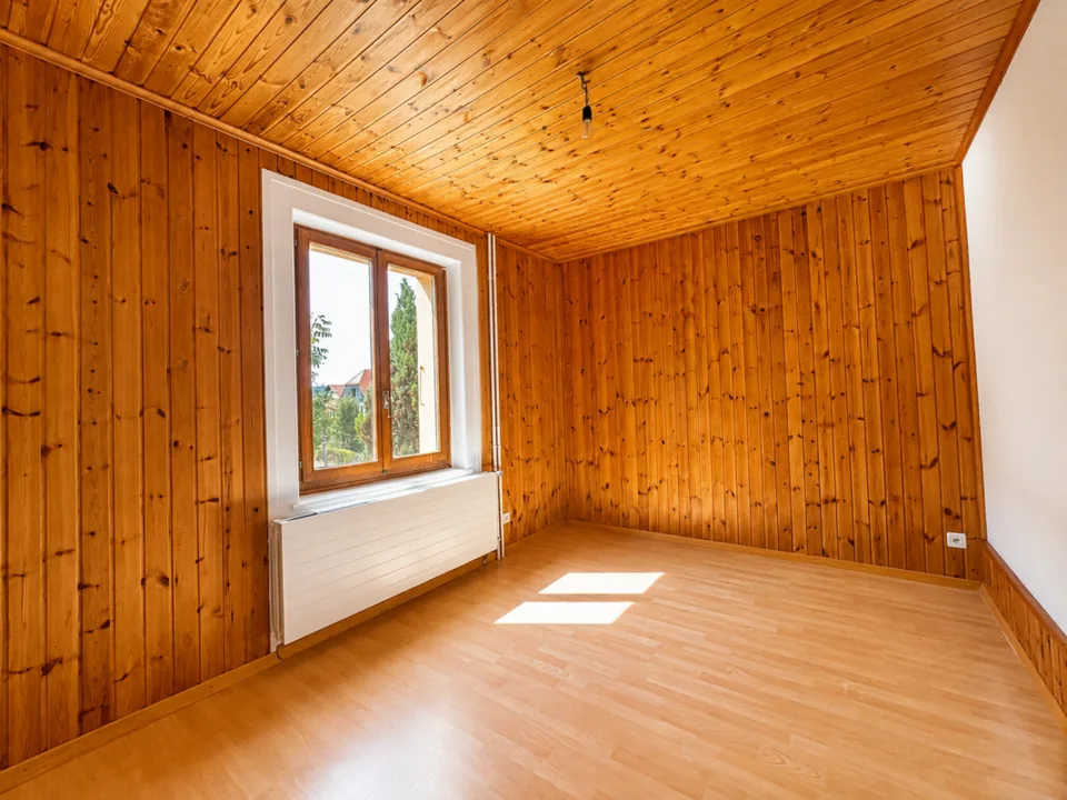 Familienhaus mit 3 Wohnungen zur Renovierung – Foto 6 von 15