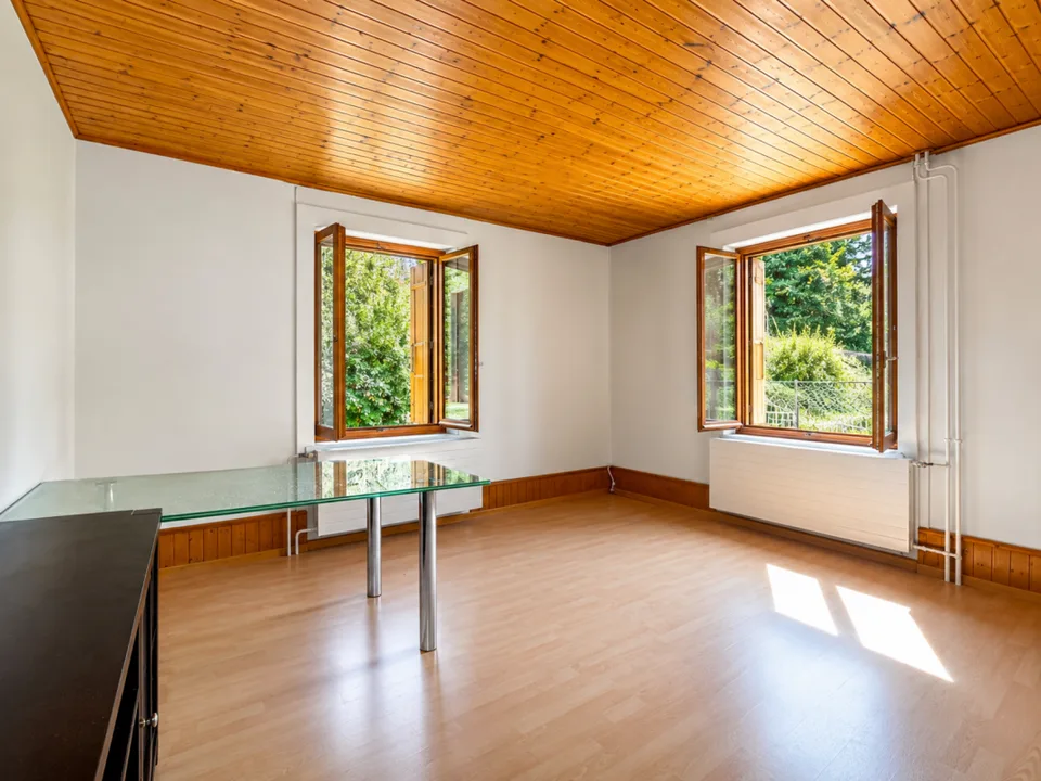 Familienhaus mit 3 Wohnungen zur Renovierung – Foto 4 von 15