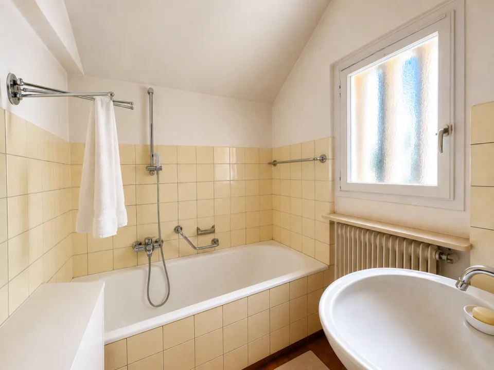 Familienhaus mit 3 Wohnungen zur Renovierung – Foto 13 von 15