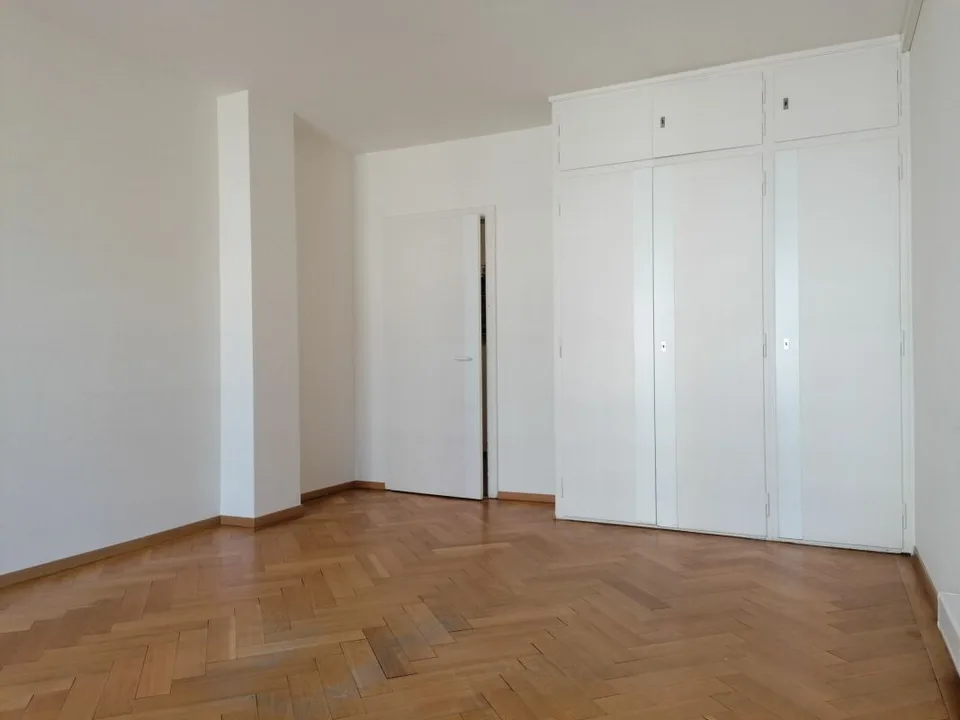 Büro von 238 m2 zwei Schritte von dem Bahnhof – Foto 3 von 9