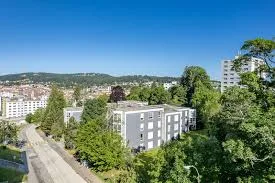 Spacieux et Charmant 4.5 pièce avec Grand Balcon et Parking ! – photo 14 sur 14