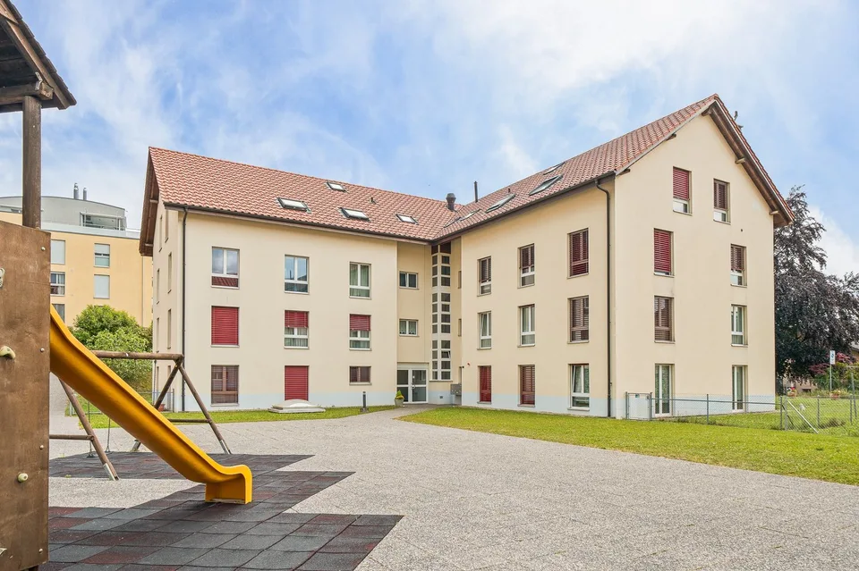 Cormondrèche - Großes 2.5-Zimmer-Apartment mit 82 m² und freier Sicht und Potenzial – Foto 8 von 9
