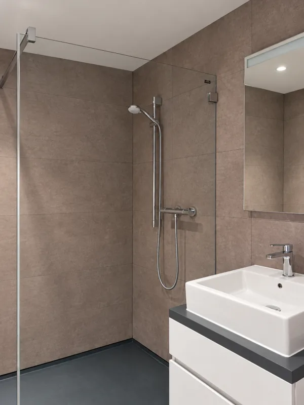 Appartement moderne 3,5 pièces avec étage galerie et place de parking souterrain incluse