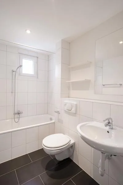 City apartment - ideal for singles or couples – photo 4 of 7