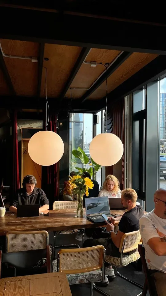 Dein Zimmer in der coolsten WG von Basel – Foto 16 von 19