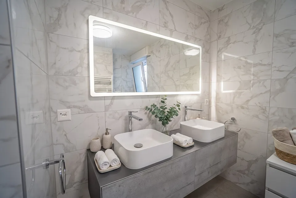Proprietà familiare con piscina e bei volumi da ristrutturare – foto 4 di 6