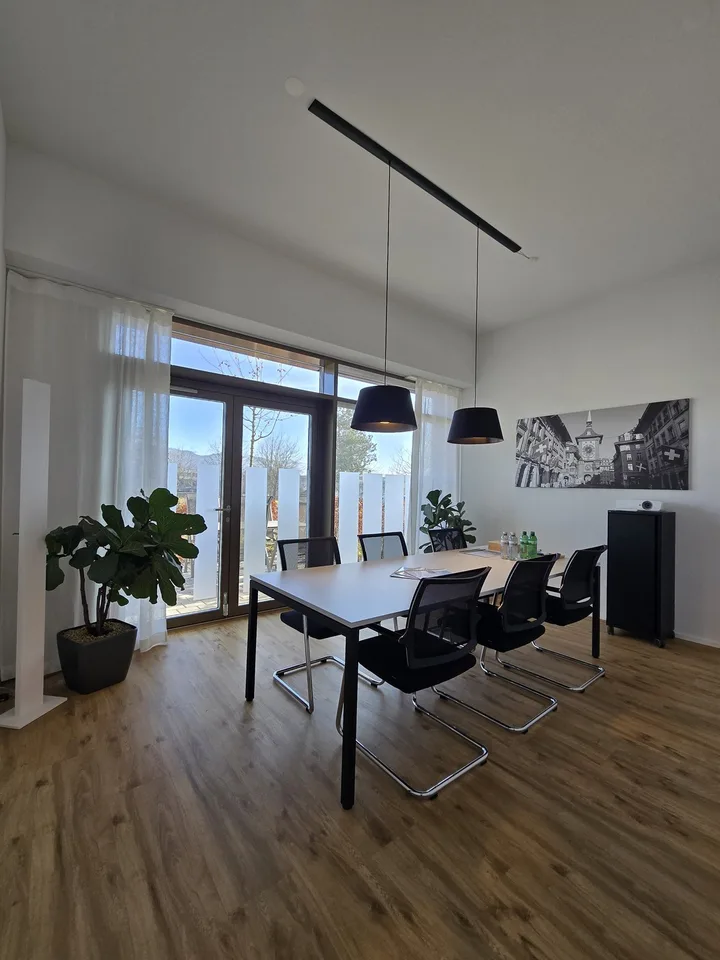 I vostri nuovi locali professionali moderni, luminosi & accoglienti – foto 10 di 13