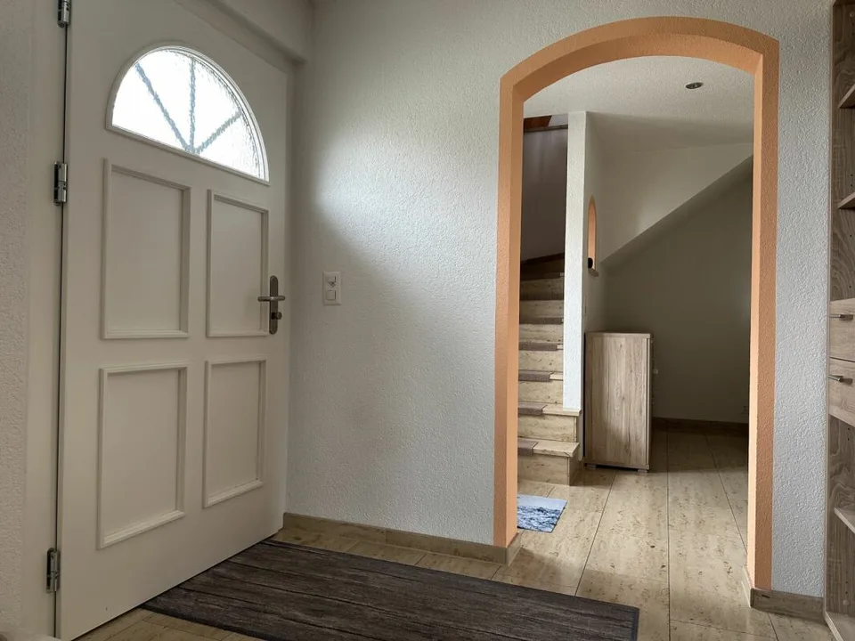 Maison d'habitation rénovée avec atelier - beaucoup d'espace pour vous et vos véhicules – photo 7 sur 13