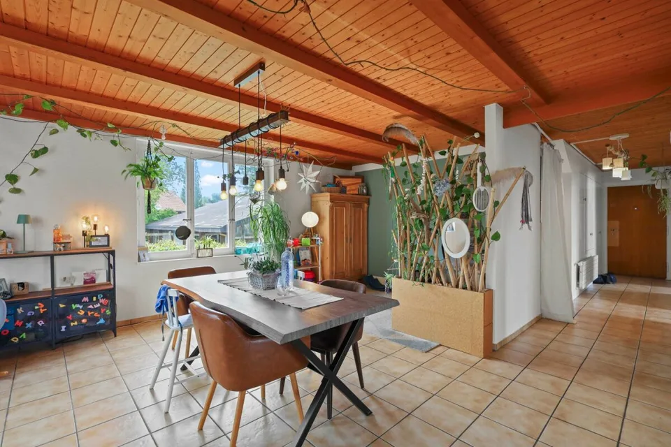 Zweifamilienhaus: Viel Platz, viel Potential – Foto 5 von 24