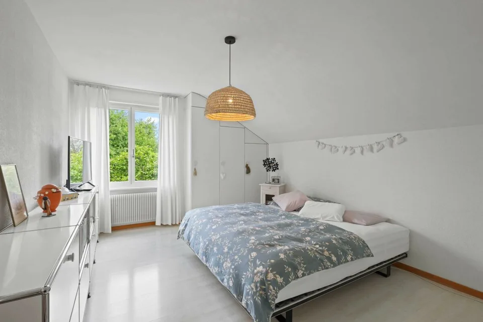 Zweifamilienhaus: Viel Platz, viel Potential – Foto 18 von 24