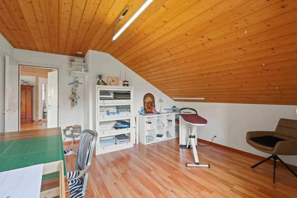 Zweifamilienhaus: Viel Platz, viel Potential – Foto 17 von 24