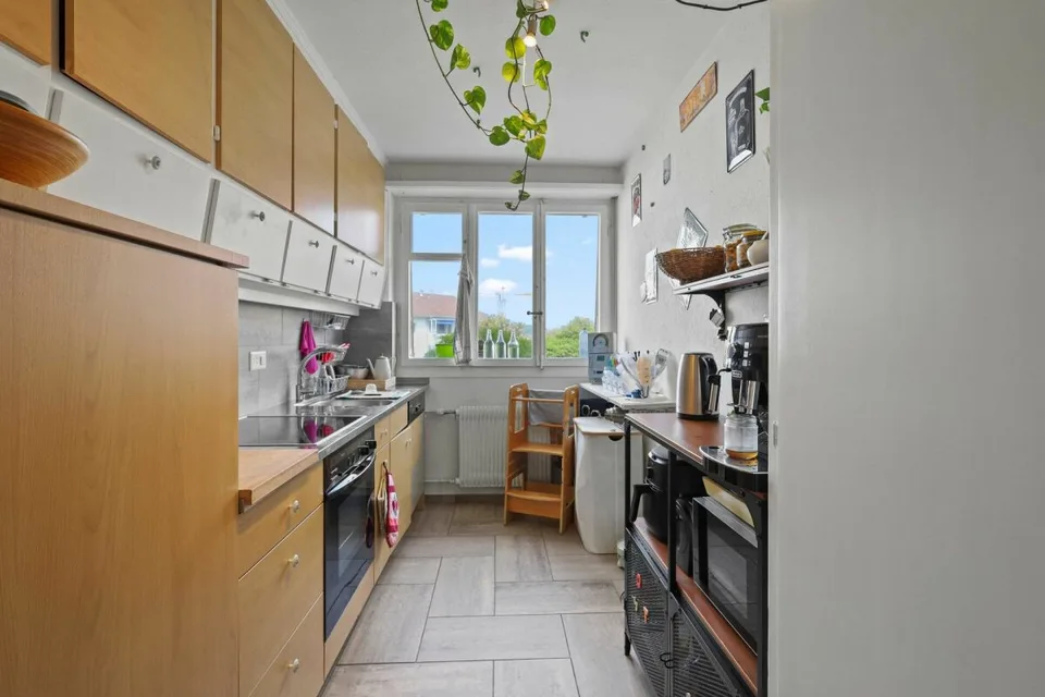 Zweifamilienhaus: Viel Platz, viel Potential – Foto 3 von 24