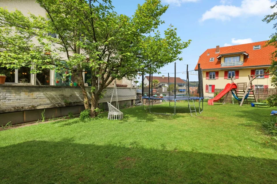 Zweifamilienhaus: Viel Platz, viel Potential – Foto 12 von 24