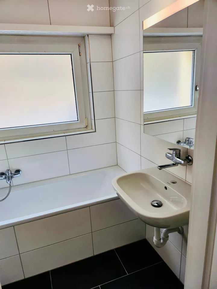 Helle 3.5-Zimmer-Wohnung im Erdgeschoss in Dussnang – sofort verfügbar!