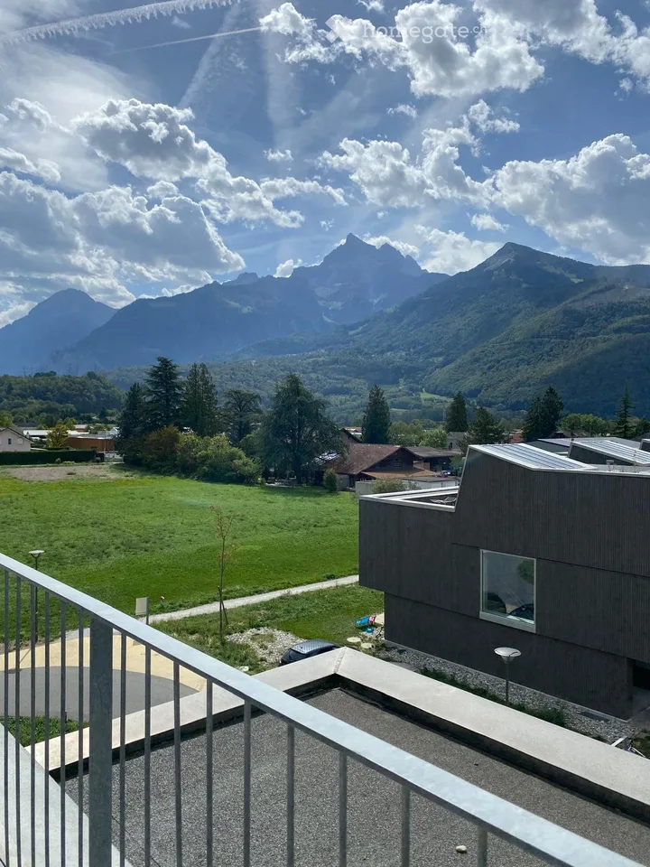Appartement moderne de 4.5 pièces à Bex – Vue imprenable et confort optimal