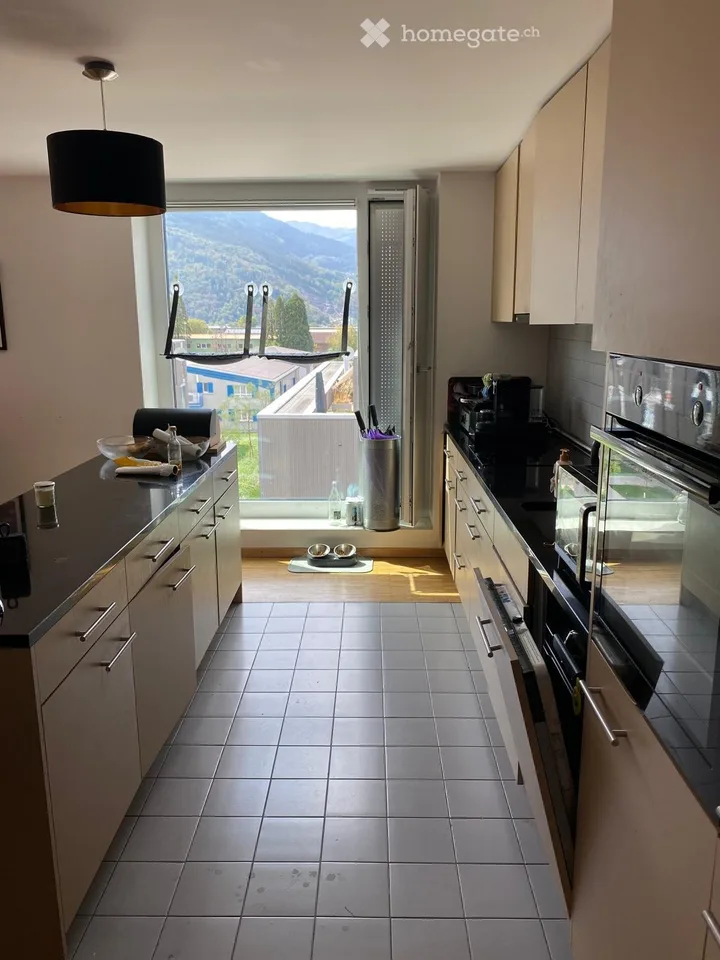 Appartement moderne de 4.5 pièces à Bex – Vue imprenable et confort optimal