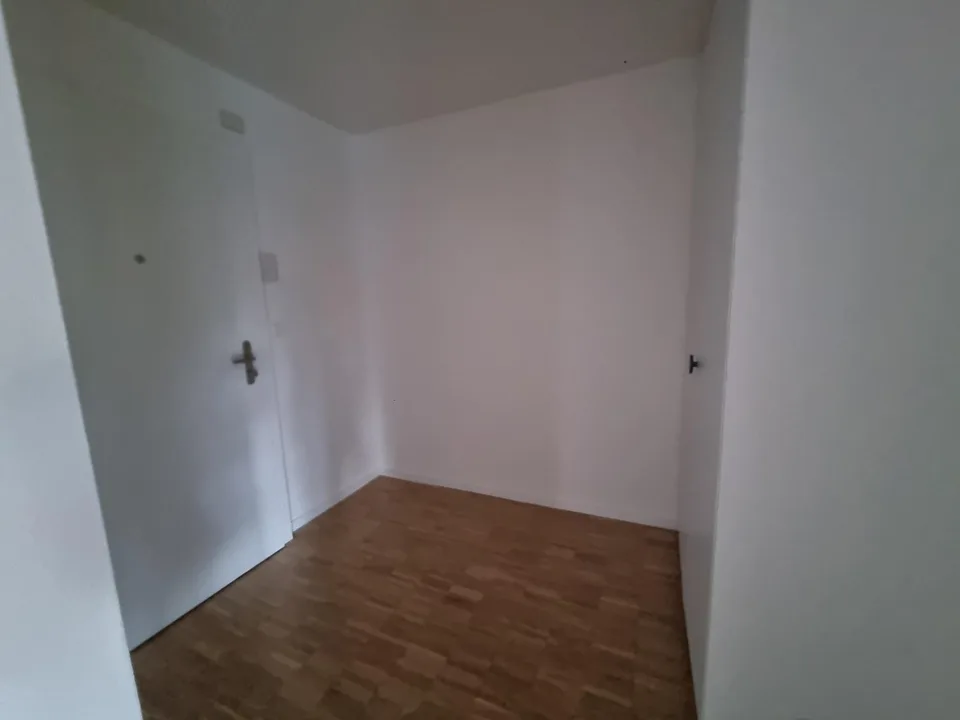 Wohnung mit 3.5 Zimmern und Balkon in Marin-Epagnier