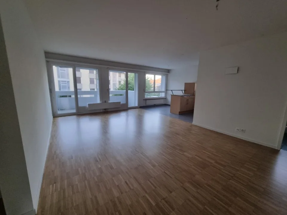 Wohnung mit 3.5 Zimmern und Balkon in Marin-Epagnier