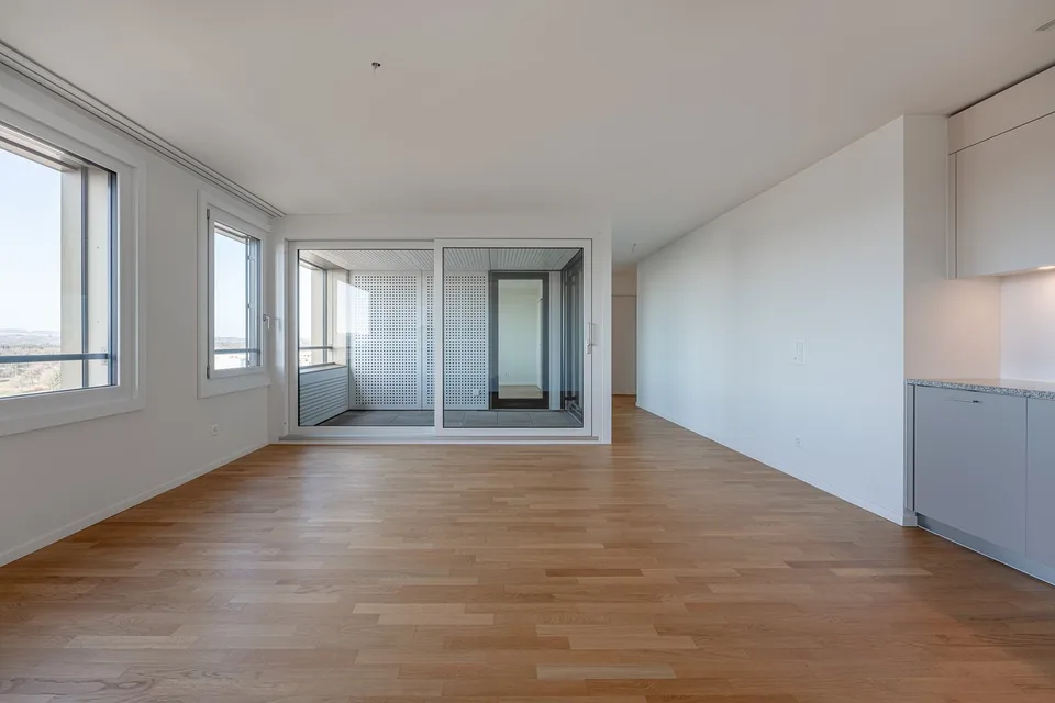 City life included – 2.5 rooms with loggia – photo 3 of 10