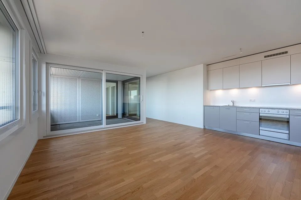 City life included – 2.5 rooms with loggia – photo 2 of 10