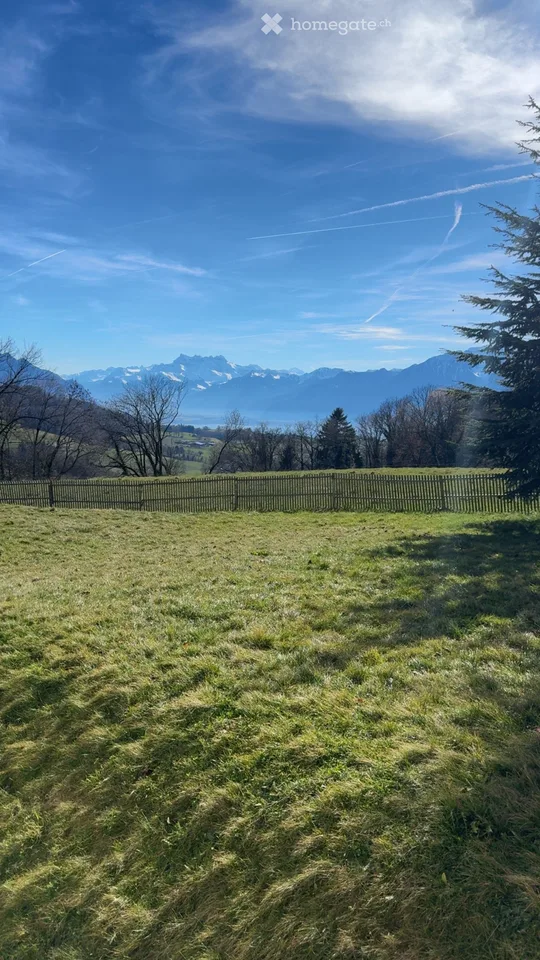 Meravigliosa appartamento di 4,5 locali con vista sul Lago di Ginevra e le montagne