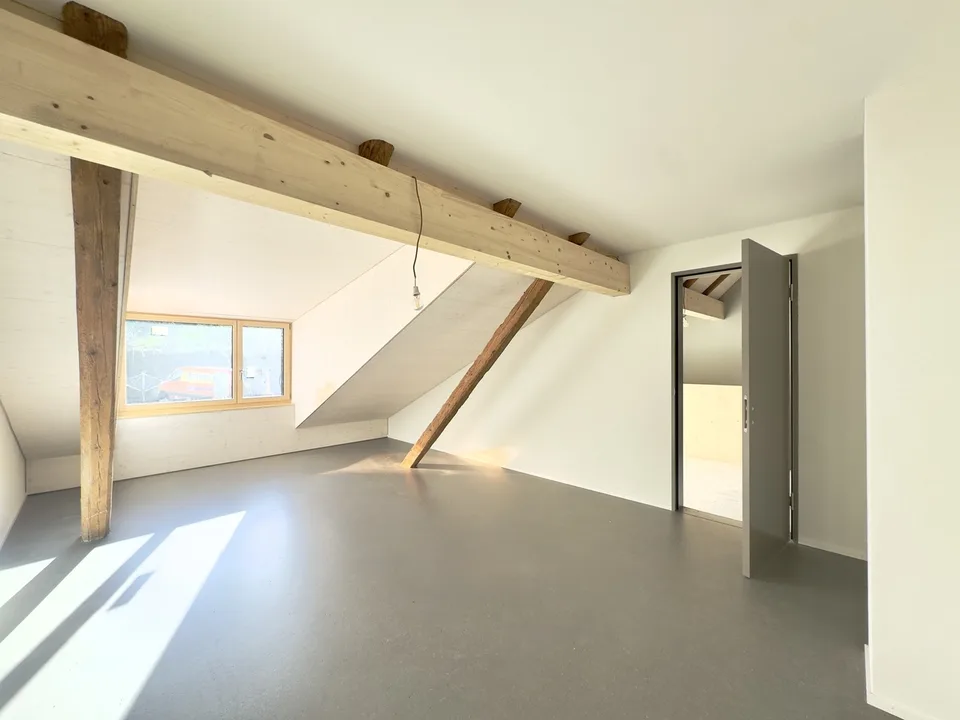 Maison 3,5 pièces attenante, ascenseur, aménagement de haute qualité