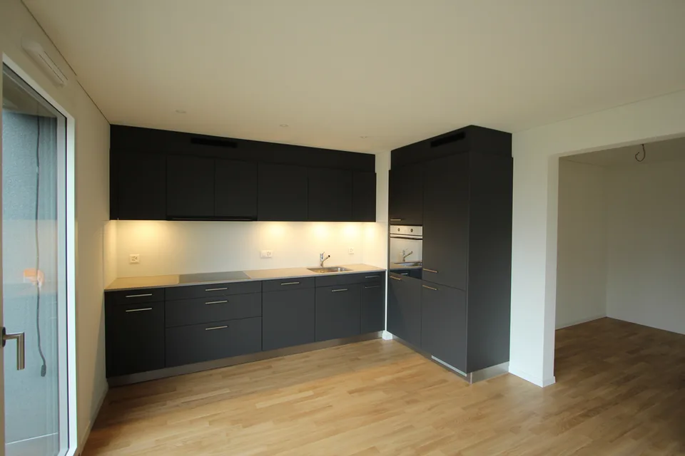 Moderne 2.5-Zimmer-Wohnung im Grünen an der Birs
