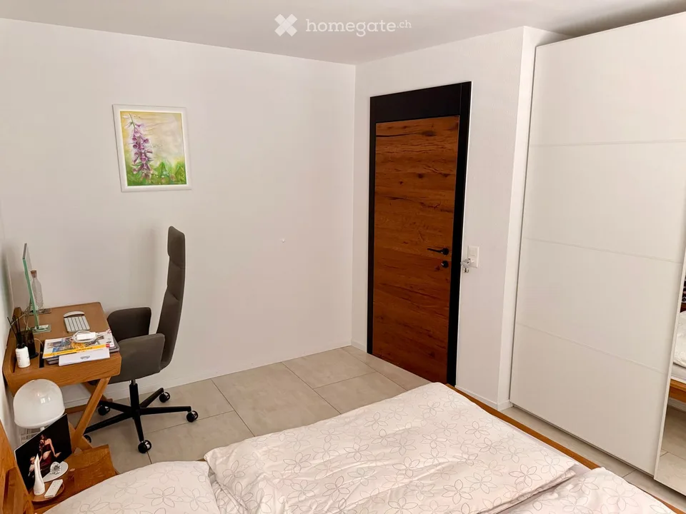 Appartamento di 4,5 locali completamente ristrutturato e moderno a Langnau am Albis