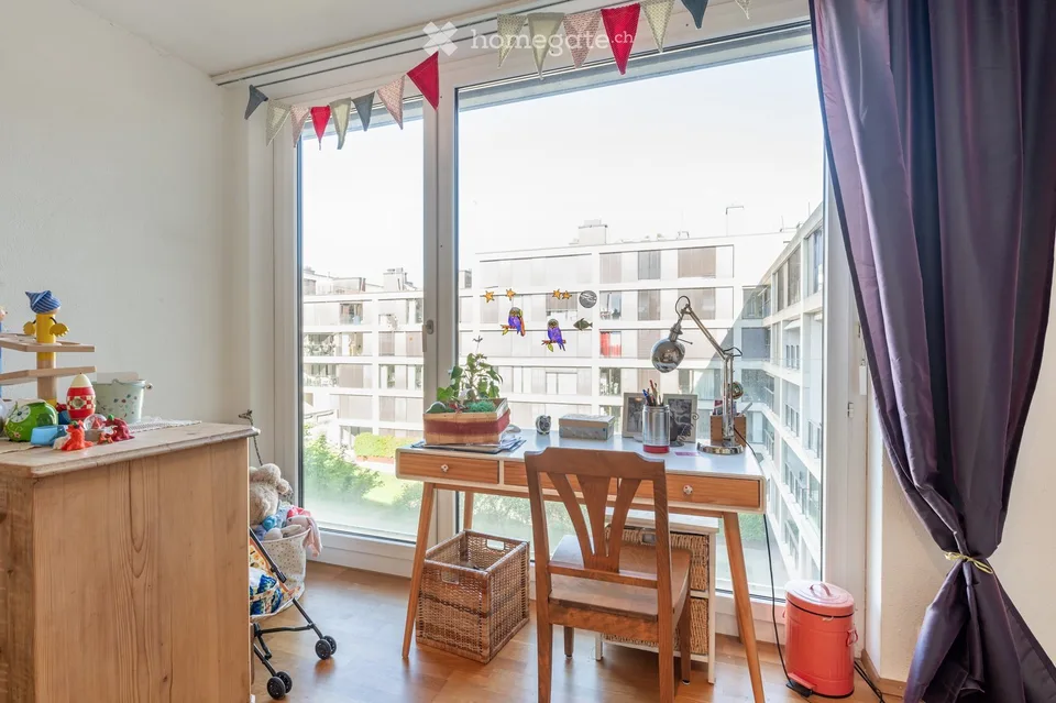Helle 3.5-Zi.-Whg. mit 112 m², sonnigem Balkon & inkl.Tiefgaragenplatz – Foto 13 von 20