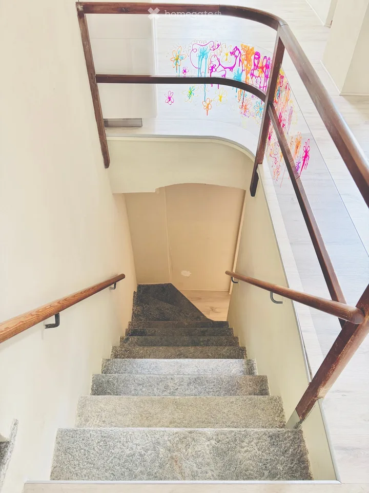 Wohn- oder Ferienhaus mit zwei Wohnungen in Brione sopra Minusio – Foto 12 von 26