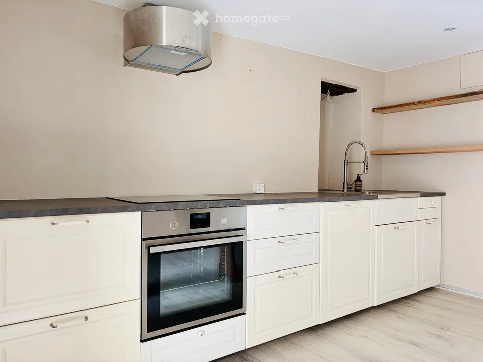 Wohn- oder Ferienhaus mit zwei Wohnungen in Brione sopra Minusio – Foto 13 von 26