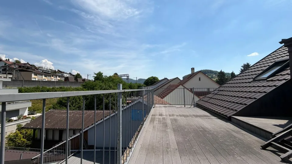 Helle 5-Zimmer-Maisonettewohnung mit grosser Terrasse in Gelterkinden